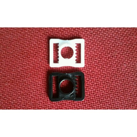 Kypäränsolki Karhu / J-Pesis