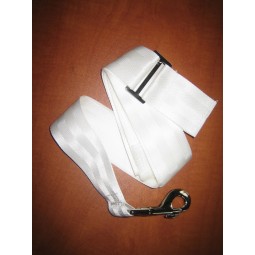 Tennisverkon keskikiristäjä